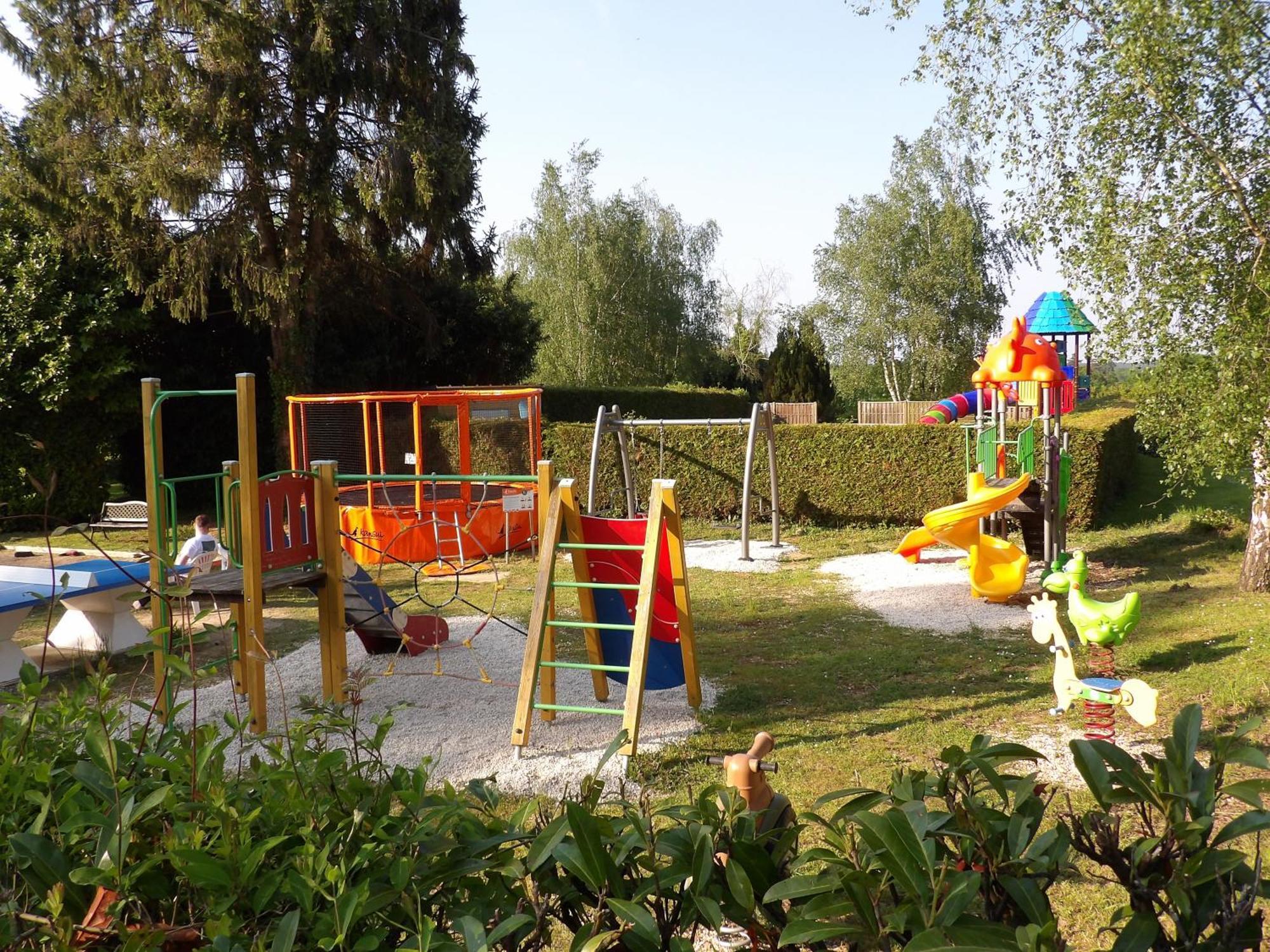 Camping Smile & Braudieres Mézières-sous-Lavardin Eksteriør bilde
