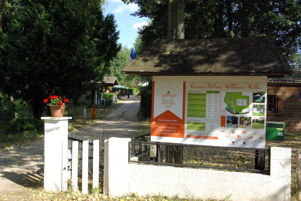 Camping Smile & Braudieres Mézières-sous-Lavardin Eksteriør bilde